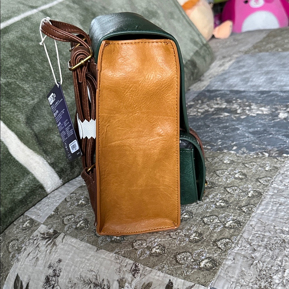 Beautiful Loungefly featuring Dobby from Harry Potter, new with tags - Picture 2 of 6